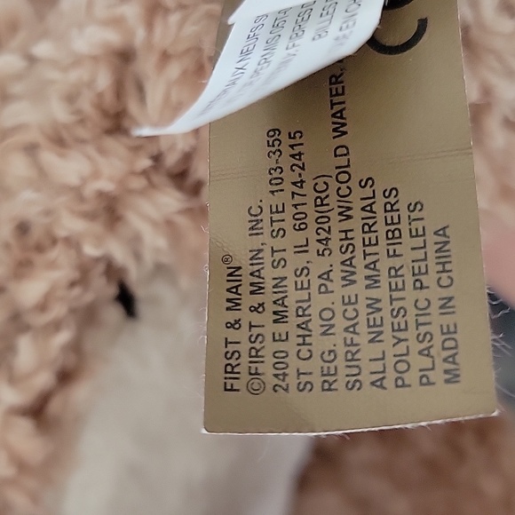 Vintage first and main bear with red heart - Picture 5 of 5